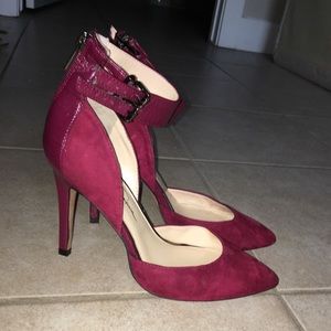 Jessica Simpson ankle heels